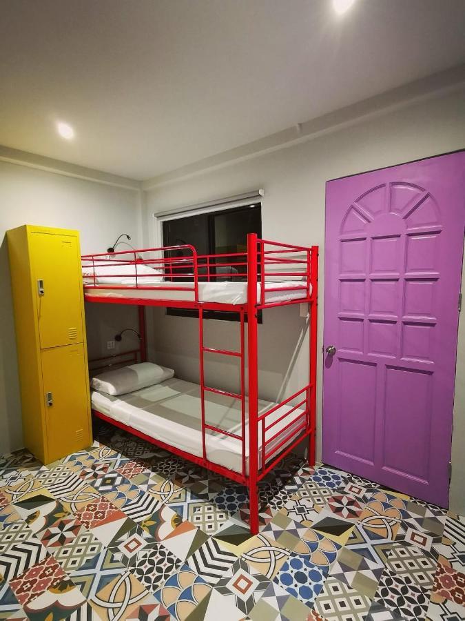Way Shack Hostel Ослоб Экстерьер фото