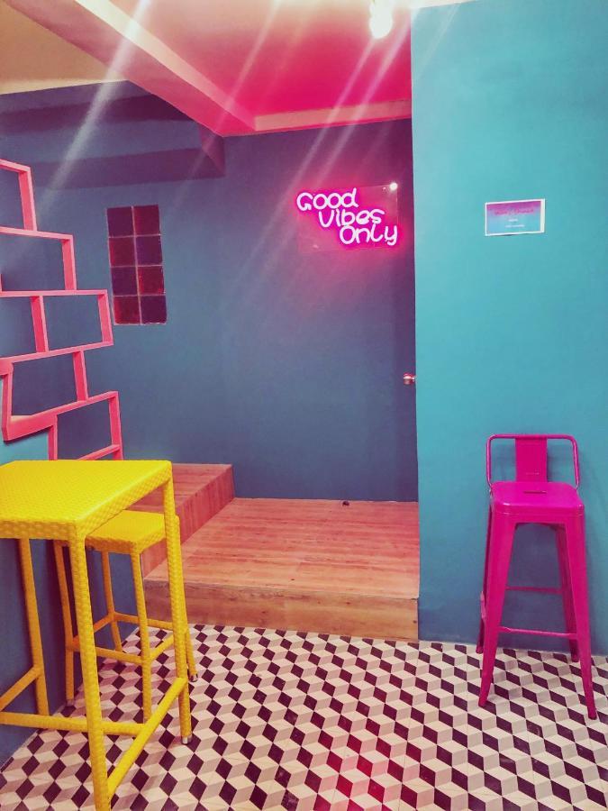 Way Shack Hostel Ослоб Экстерьер фото