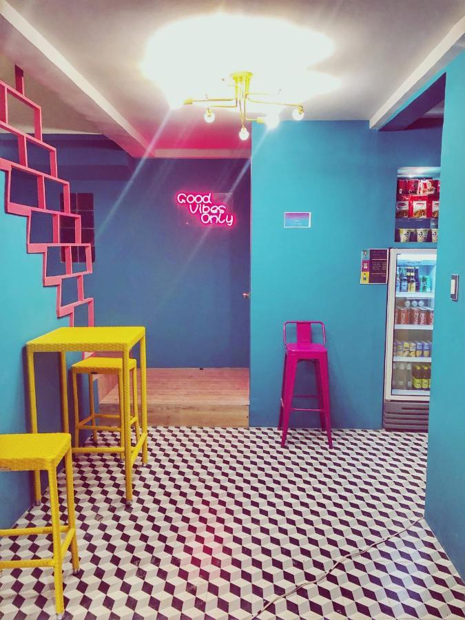 Way Shack Hostel Ослоб Экстерьер фото