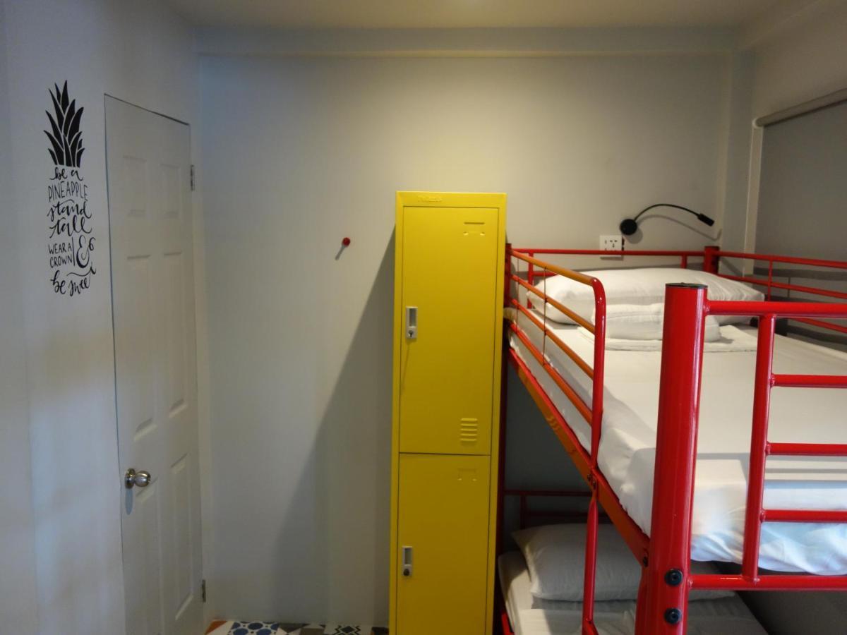Way Shack Hostel Ослоб Экстерьер фото